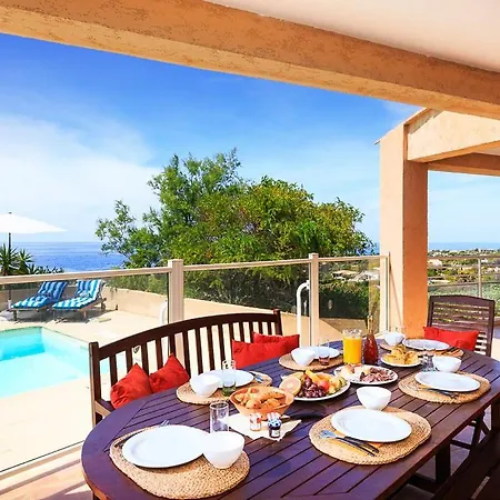 Sleeps 8 Pool Air Con Wifi Villa *